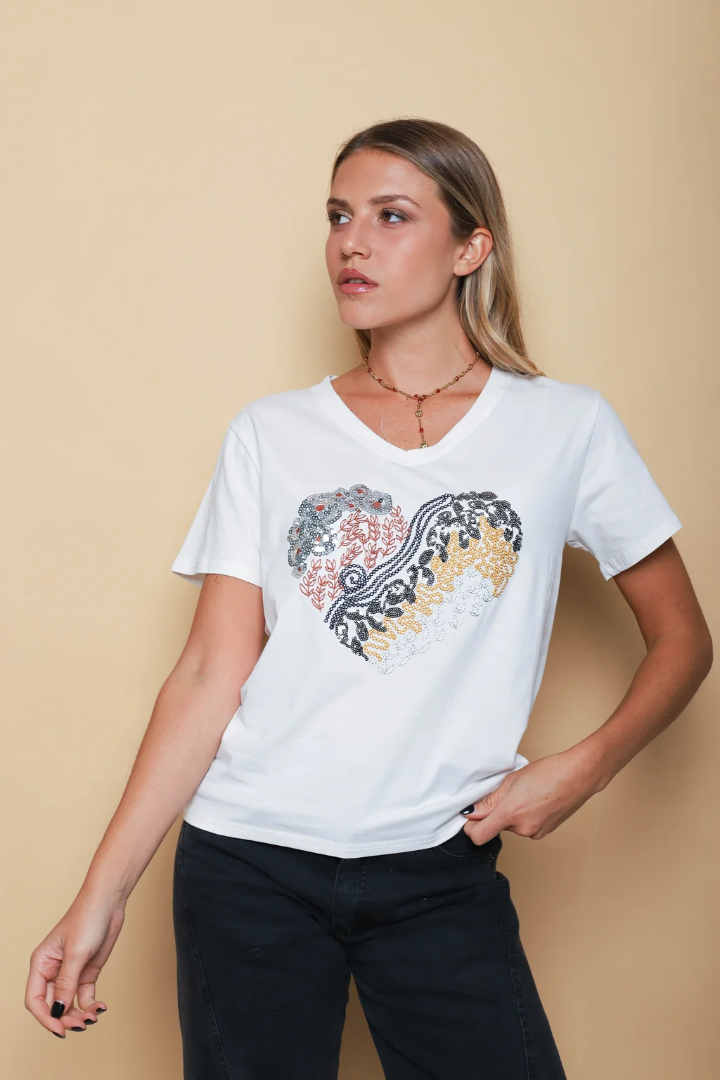 Remera LOVE YOU CORAZON Lentejuelas GUJ5211