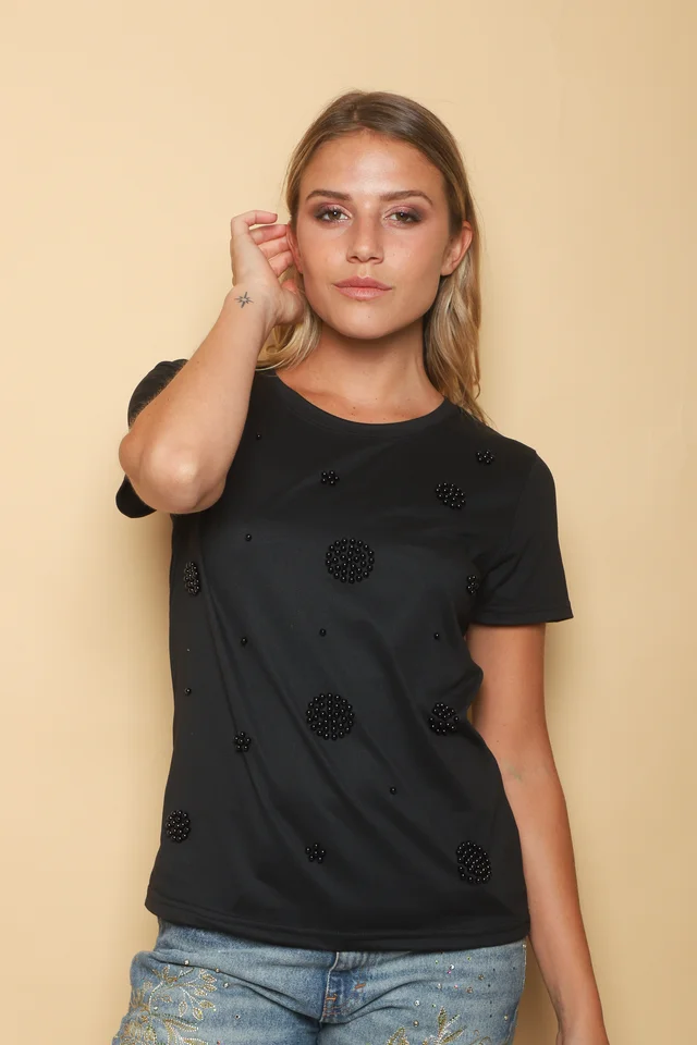 Remera KERZ con Perlas al Tono GU336790