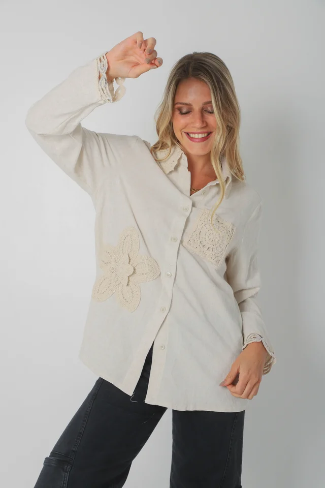 Camisa Biela de LINO c/Crochet GU250116