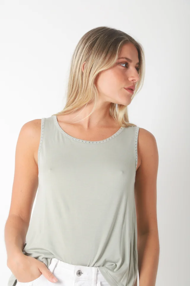 Musculosa POSITANO Modal c/ Tachas Redonda Pequeña