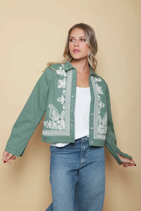 Chaqueta FORTY de Gabardina Bordada GUF6005