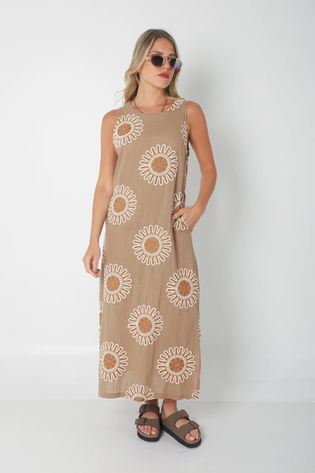 Vestido CIRUS Lino Bordado c/ Bolsillos GU250109