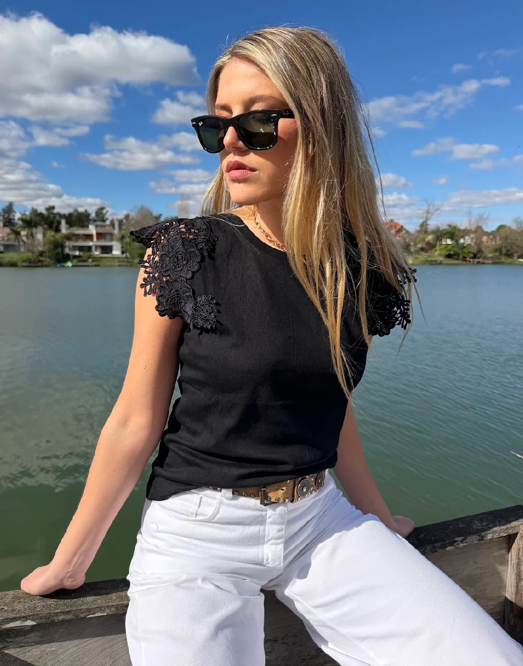 Remera NORMANDI Bordada con Guipiure GU9068