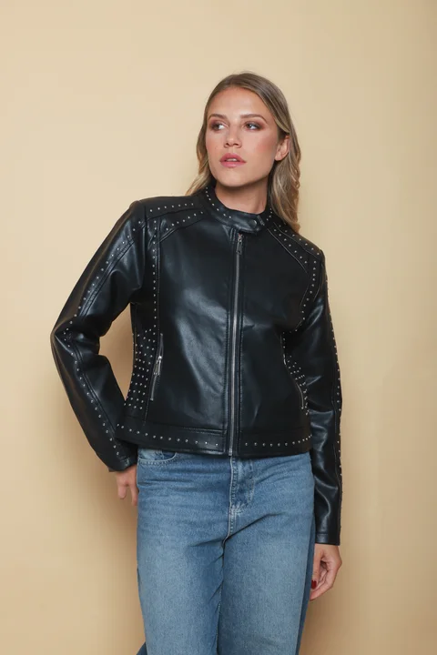 Campera Atenas Ecocuero con Tachas GU78305