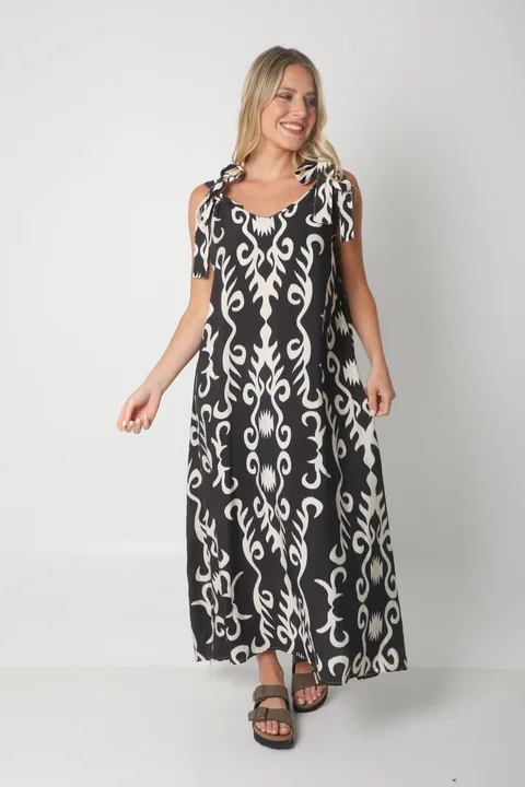 Vestido NISSI BULGARO AMPLIO de creppe c/ Tiras y Bolsillos