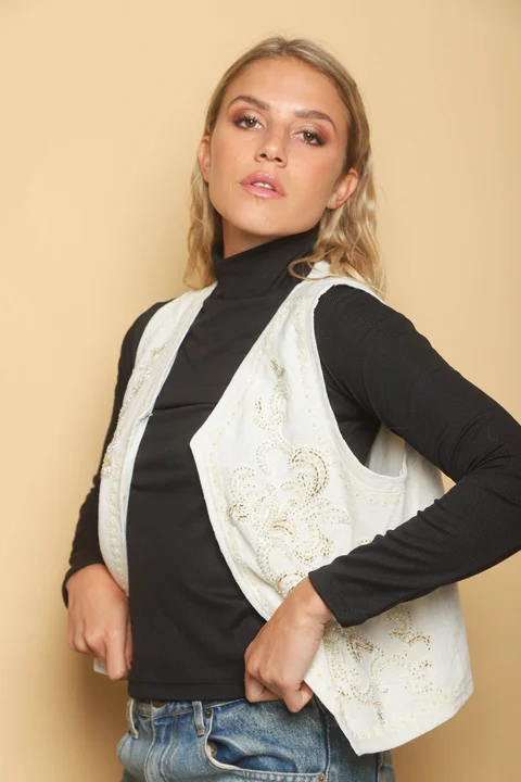 Chaleco LAMA Lino Bordado GU5937