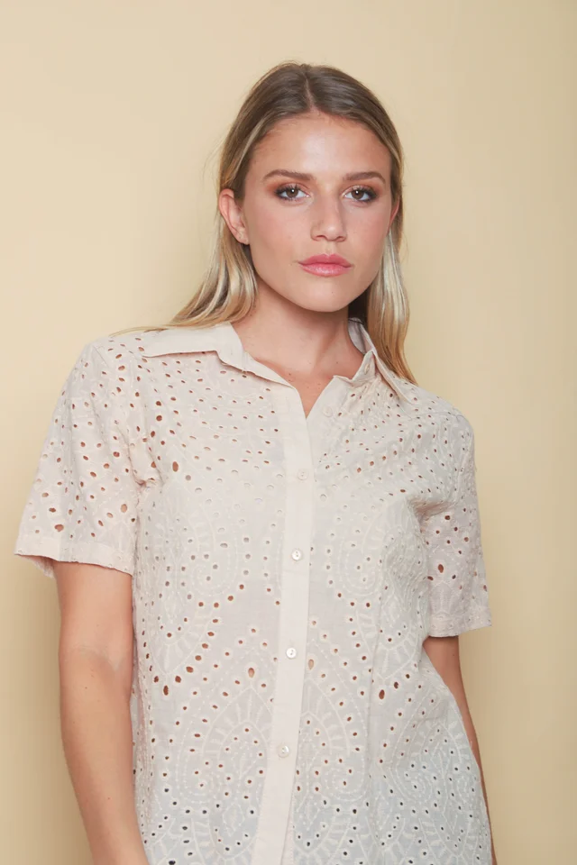 Camisa BLONDA Broderie Manga Corta GUK70107