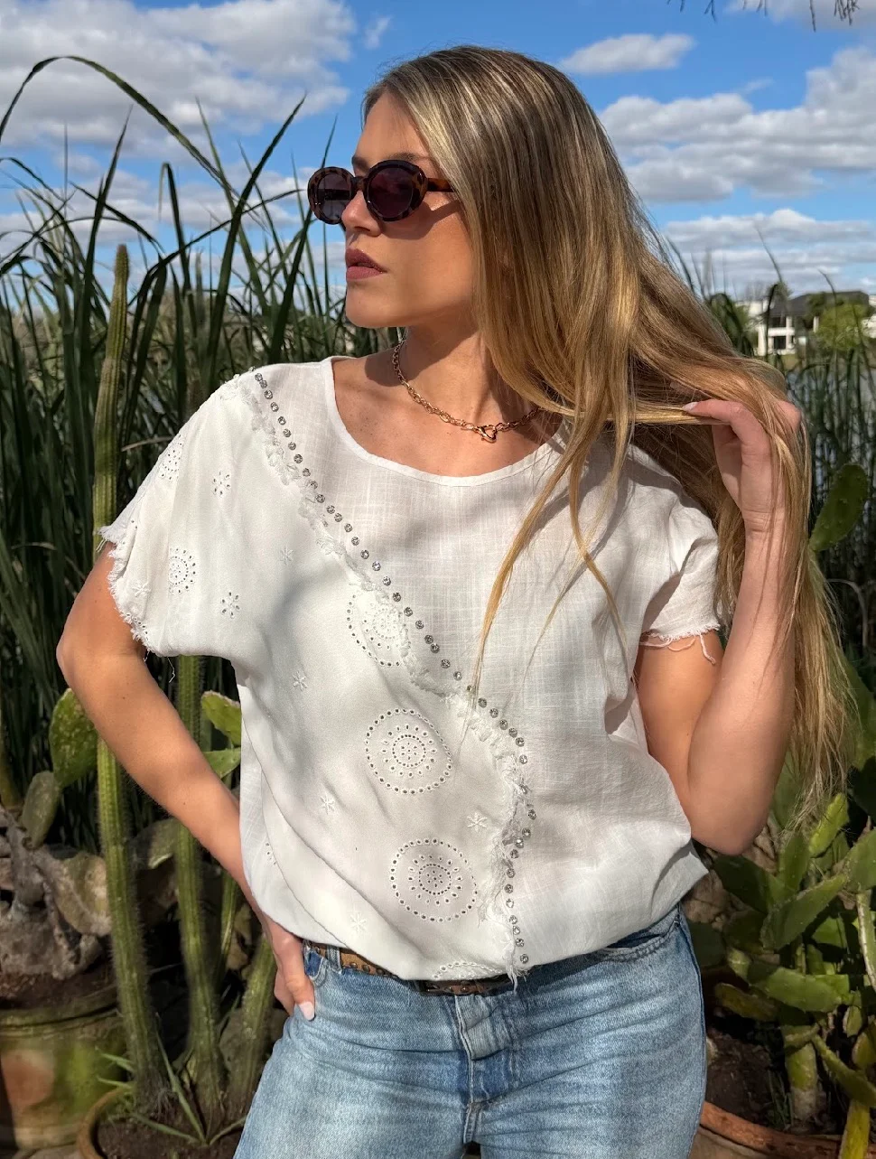Blusa ARLEN Lino y Broderie con Piedras GU70214