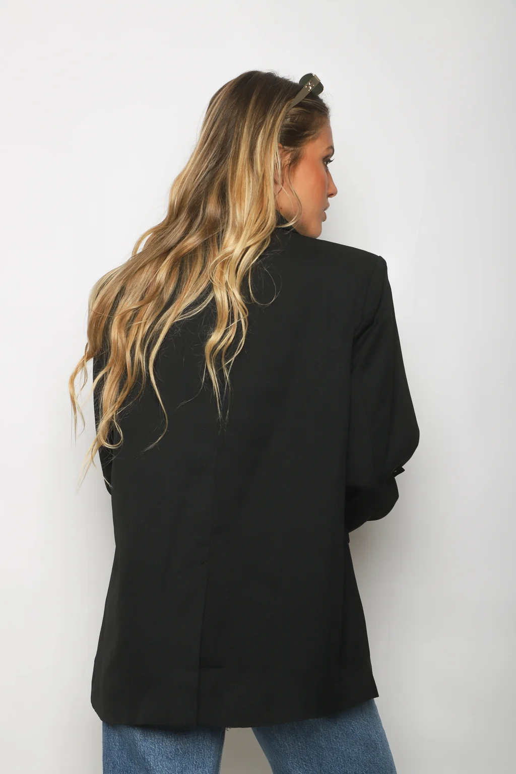 Blazer VICENA Sastrero Forrado con Boton Strass GUP33021