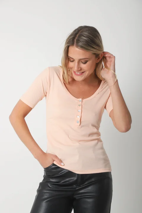 Remera KYARA Morley Abotonada