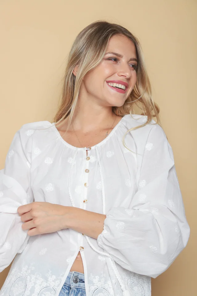 Blusa RONNEY Bordada Con Tiras GU70122