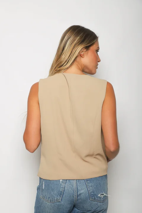 Chaleco ZIZI Sastrero con Botones Brillo GUP33023