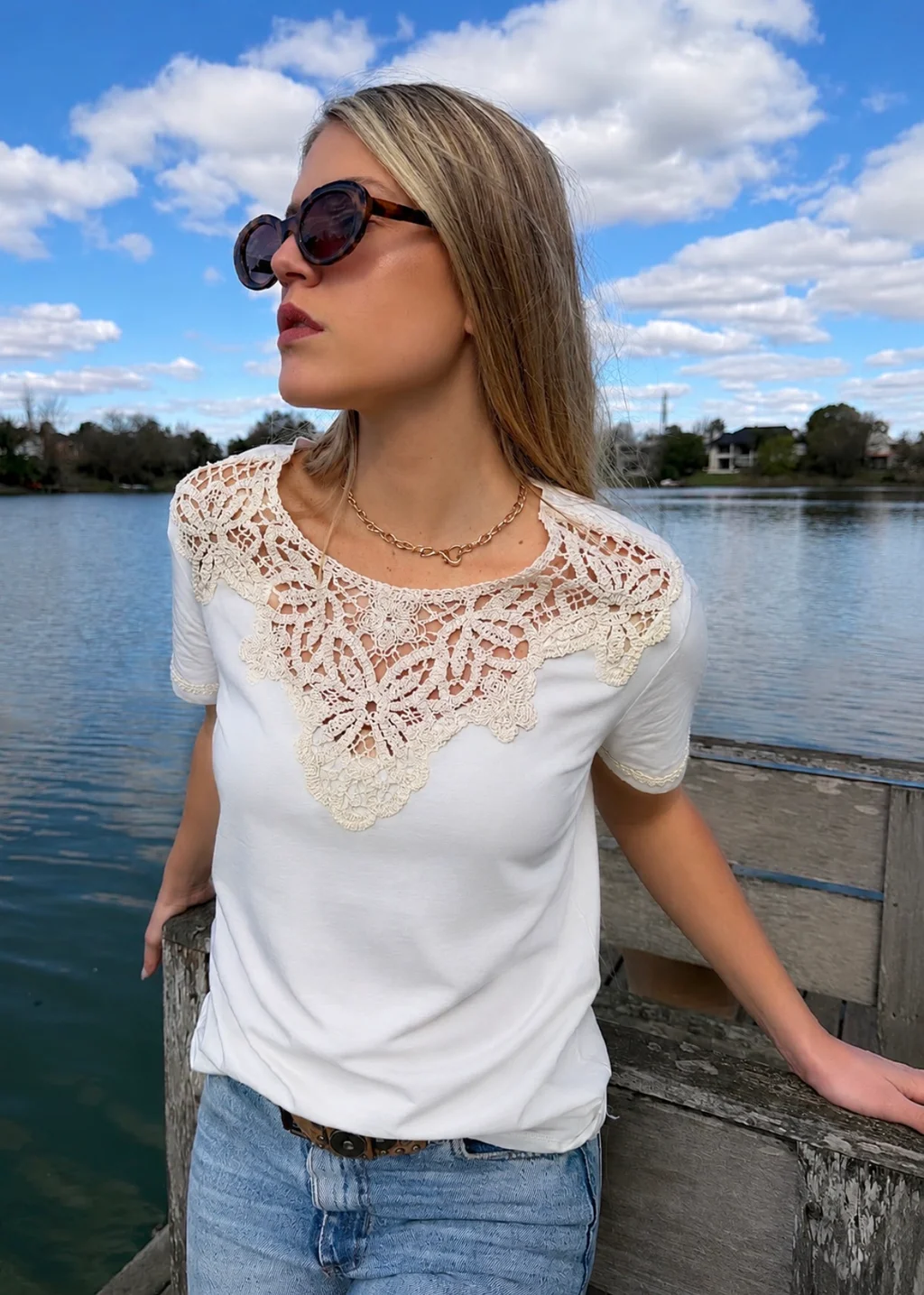 Remera KARNER Cuello Crochet GU6263