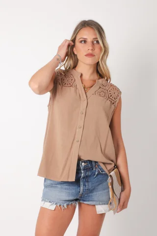 Camisa KARIN de Lino Sin Manga C/ Crochet GU0544 - Vista 2