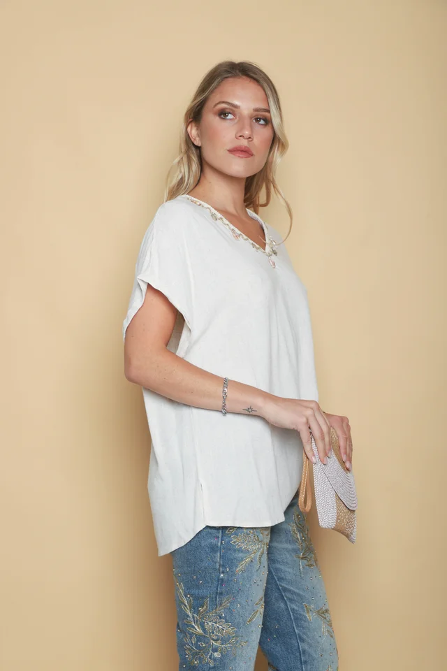 Blusa TAYLOR de Lino c/aplique caracolitos GU0545