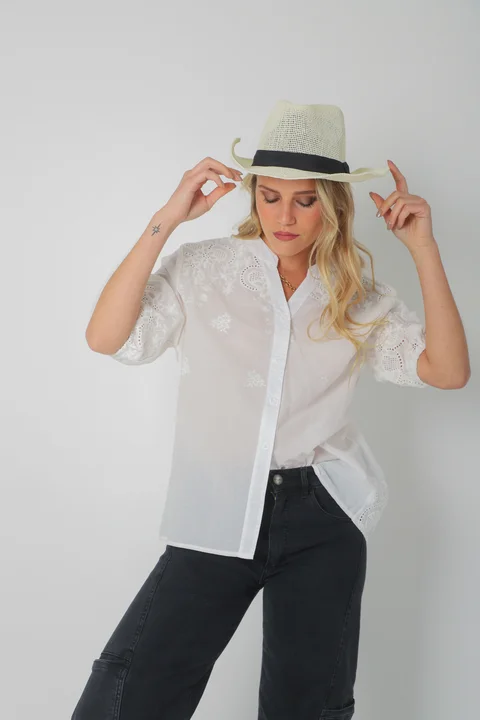 Blusa MAURA Broderie Bordada c/ Puño y Manga 3/4 GU0335