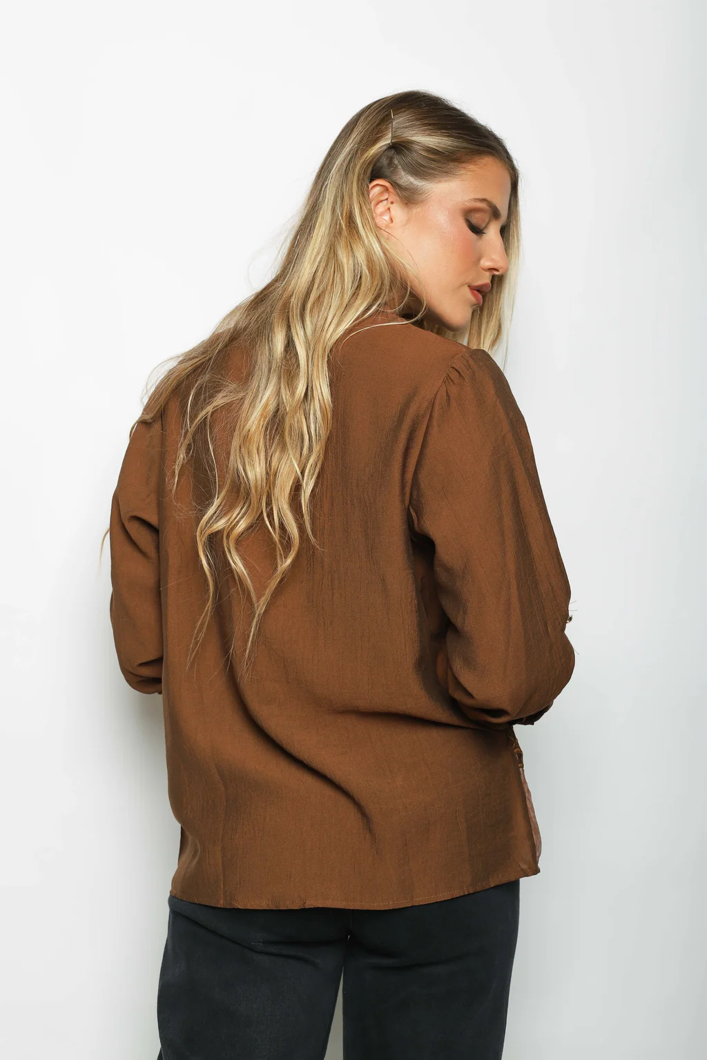 Camisa VINAR Cuello Mao Bordada con Tul GU0336