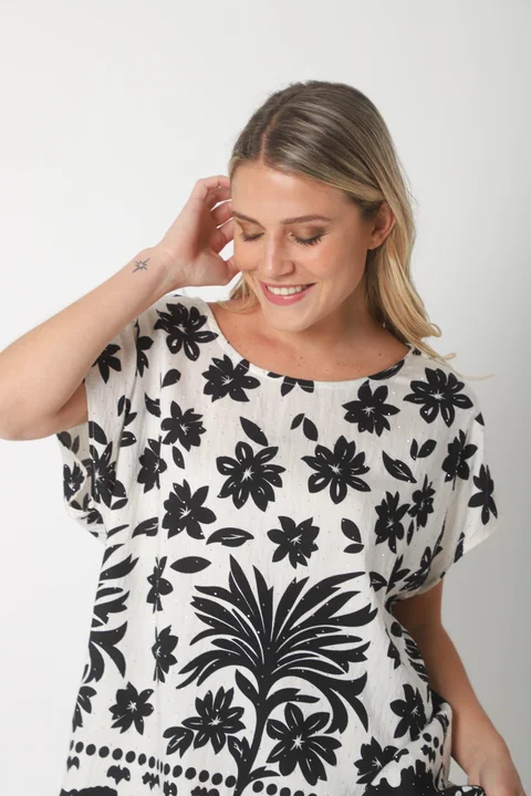 Blusa Lino Amplia Chenay Hojas c/ Strass  GU6130N