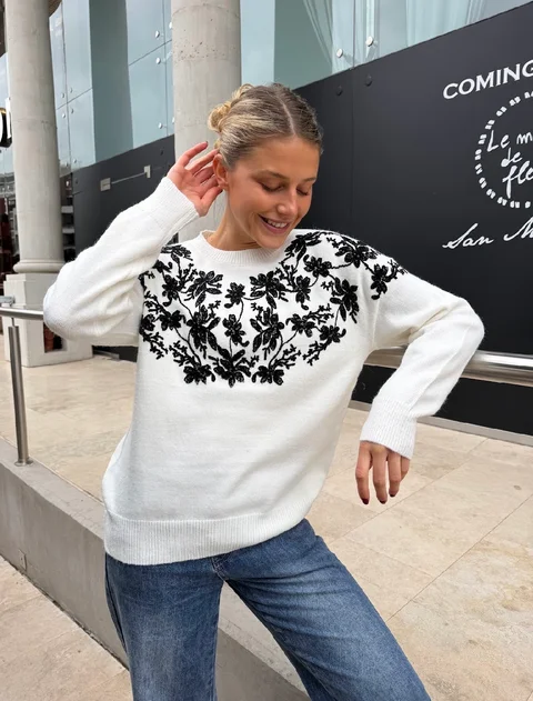 Sweater WONDER Bordado GU405831