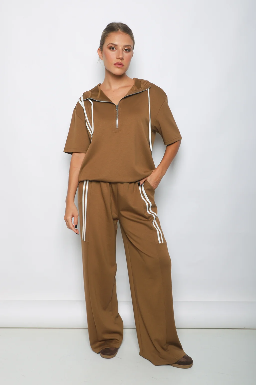 Conjunto DESCHAMPS GU7277