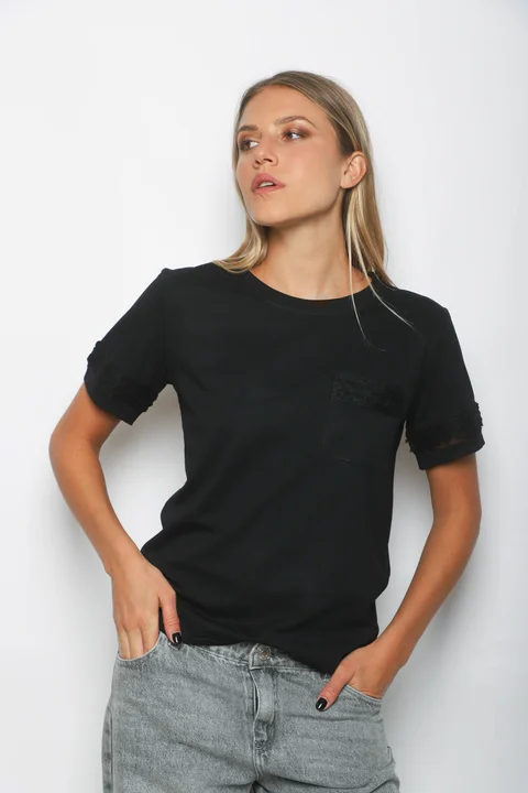 Remera RAVI c/Bolsillos puntilla GUJ5232