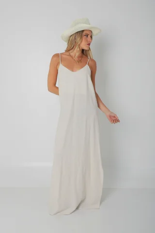 Vestido SARIS Lino Con Cordon y Tajo GU2524 - Vista 2