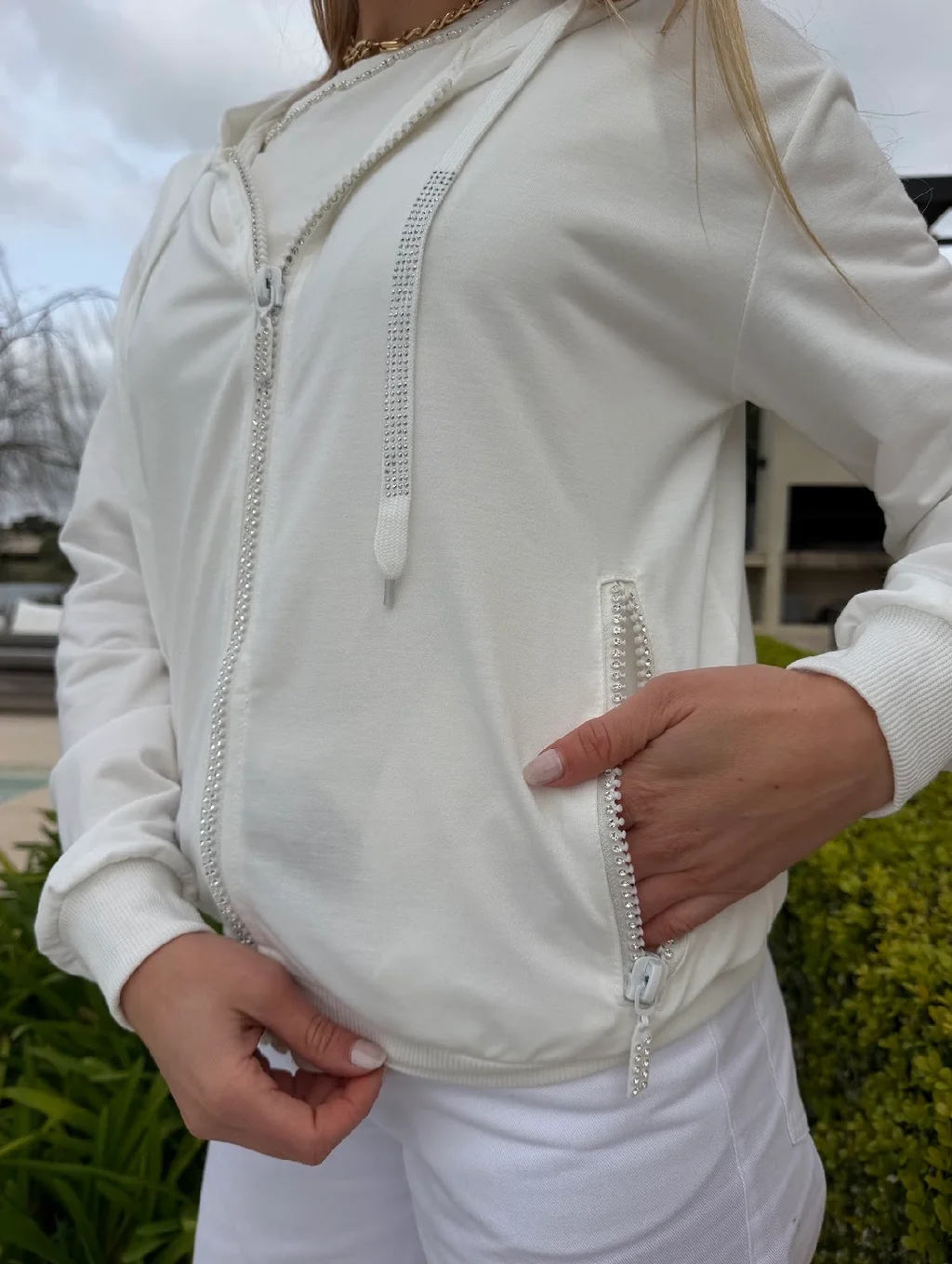 Campera Siena Beige Algodon con Cierres con Brillos GUK166
