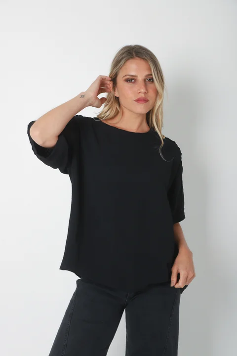 Blusa SERE Amplia Creppe c/ Puntilla en Hombros y Mangas GU0329