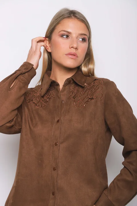 Camisa KARLSON Gamuza Con Calado GU70254