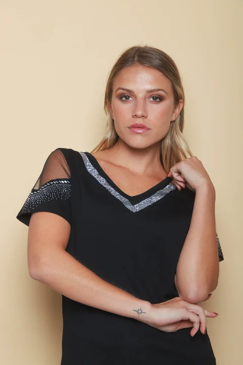 Remera DIVINE c/ Strass y Manga con Tull GU919310 