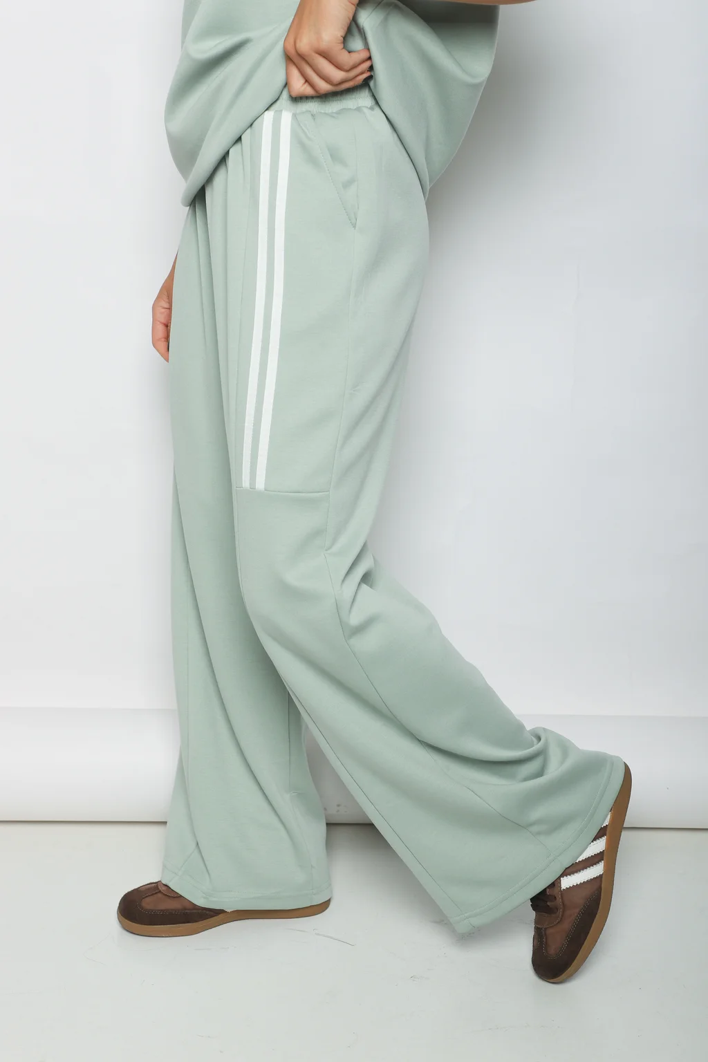 Conjunto DESCHAMPS GU7277