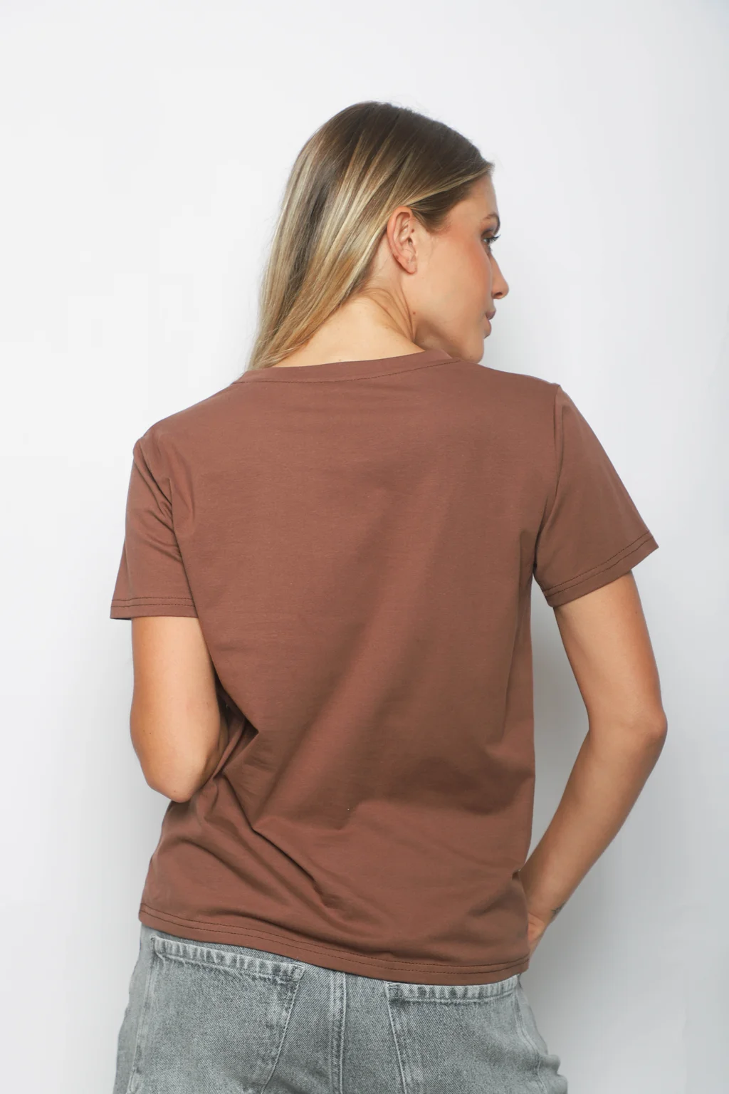 Remera BEAUTIFUL PLUMAS c/ Piedras GUJ5223