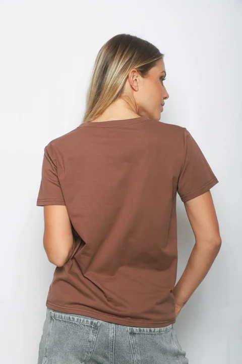 Remera BEAUTIFUL PLUMAS c/ Piedras GUJ5223