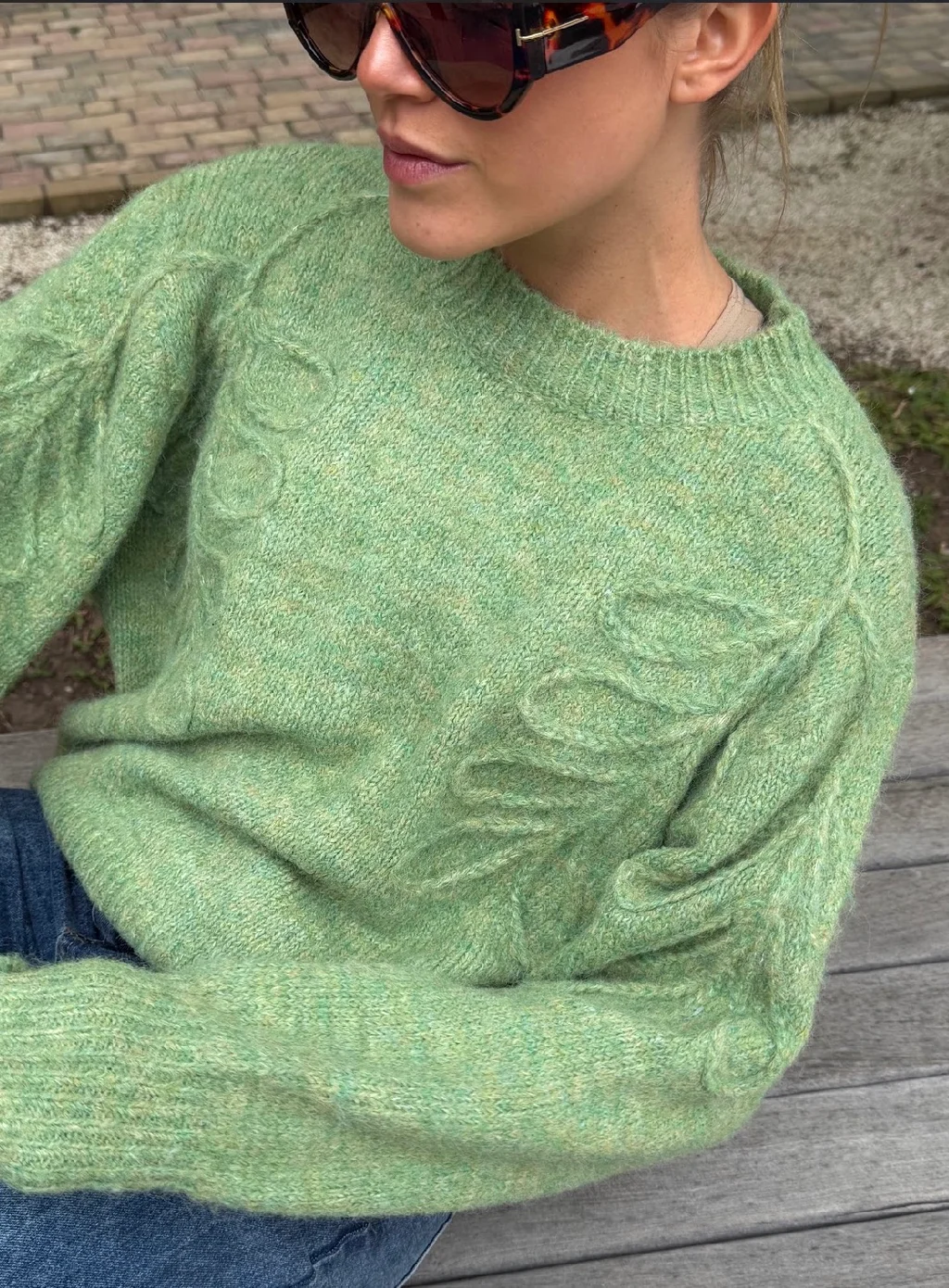 Sweater BLAKE Grueso c/Bordado GU405838