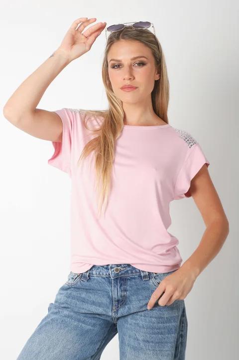 Remera Alyssa Viscosa Lycra con Tachas