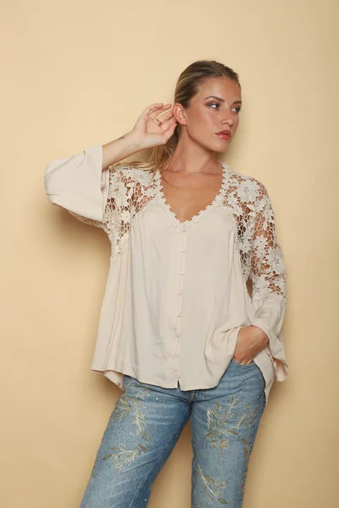  Camisa DESTINY con Guipiur GUK3