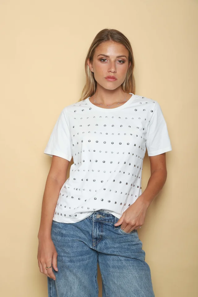 Remera KARSY con Tachas GUK70248