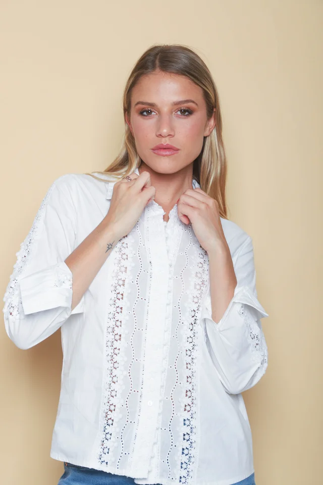 Camisa KARLY C/ Puntilla GUK4115