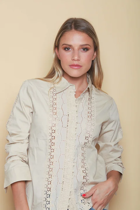 Camisa KARLY C/ Puntilla GUK4115