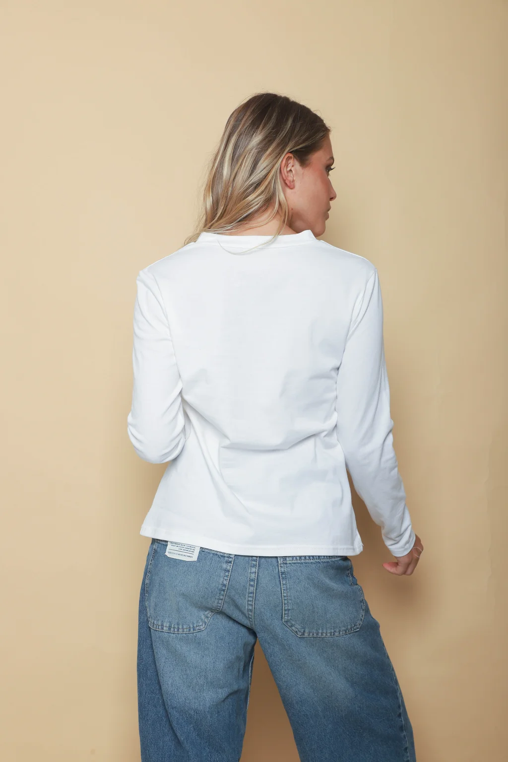 Remera MARILU Escote V GUK70055