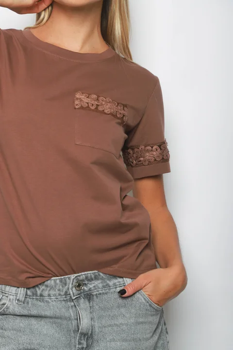 Remera RAVI c/Bolsillos puntilla GUJ5232