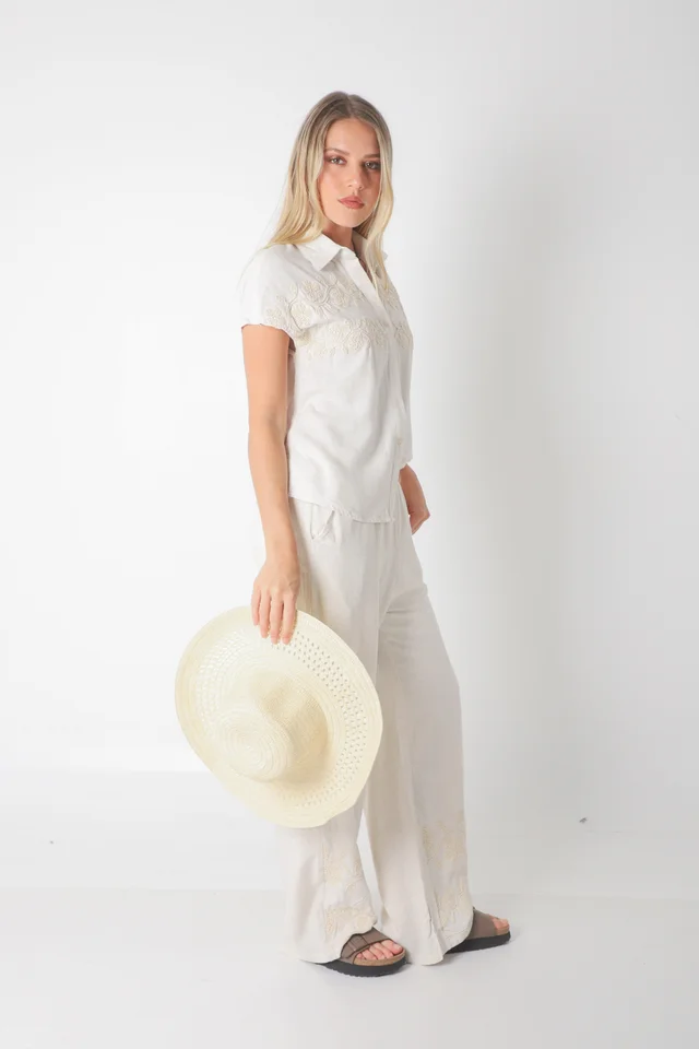 Conjunto GINEVA LINO C/Bordado GUK70152/70153