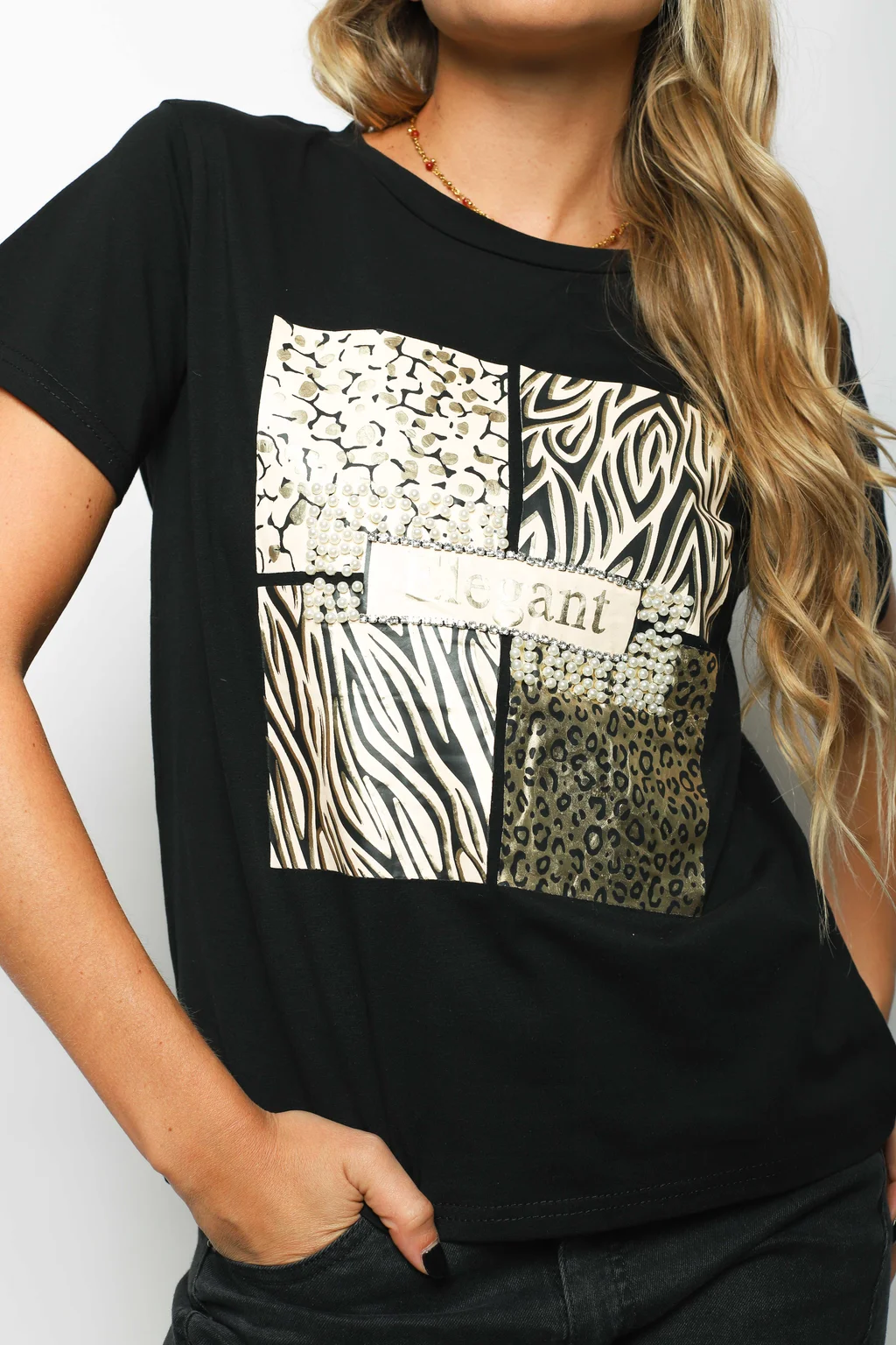 Remera ELEGANT C/ Apliques GUJ5222