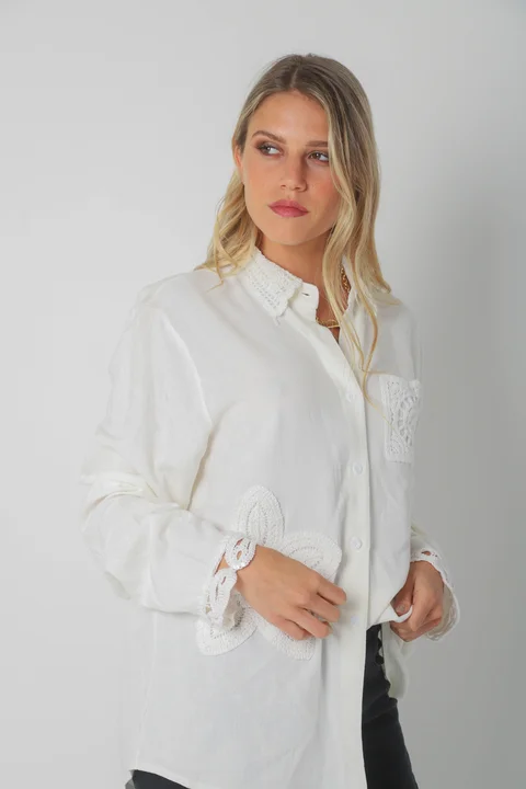 Camisa Biela de LINO c/Crochet GU250116