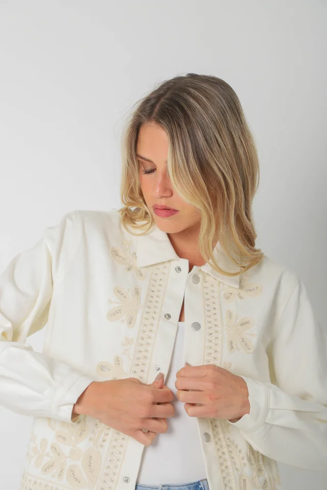 Chaqueta FORTY de Gabardina Bordada GUF6005