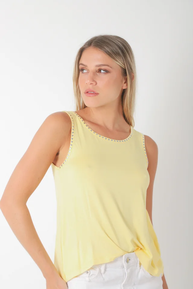 Musculosa POSITANO Modal c/ Tachas Redonda Pequeña