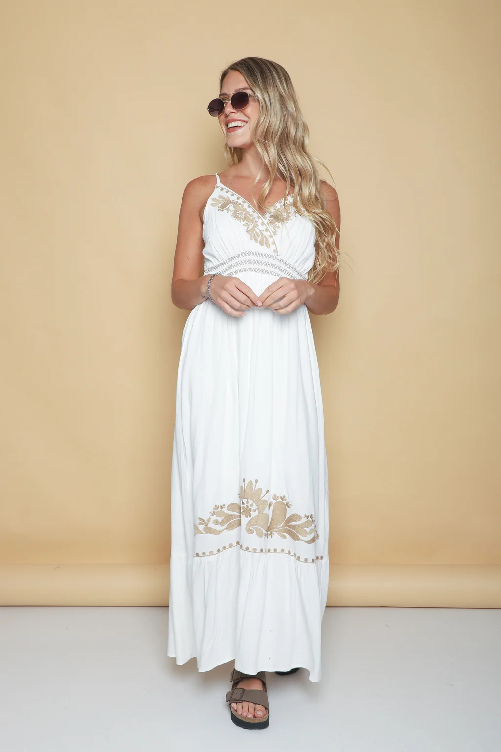 Vestido SIMONE Bordado GU0534