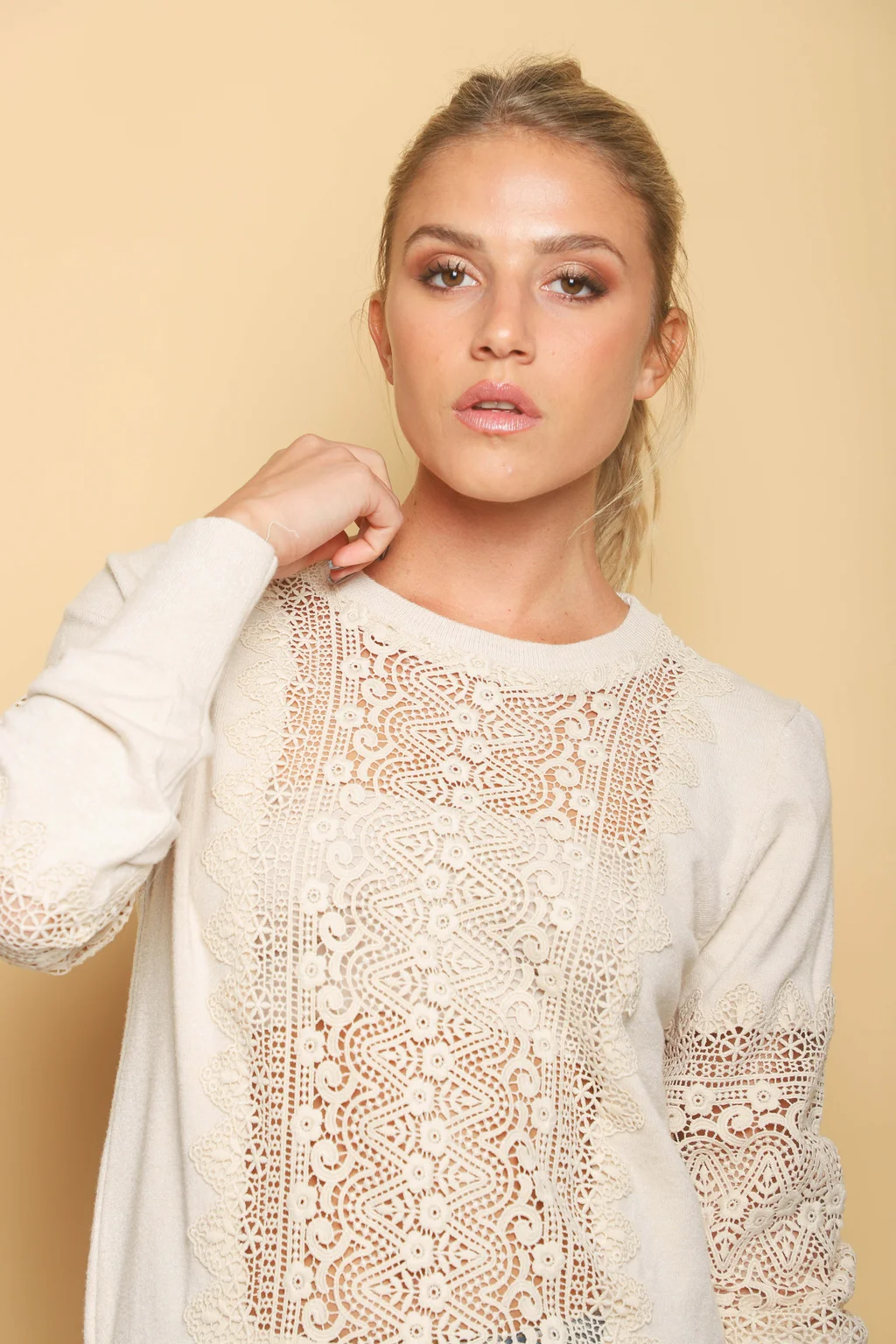Sweater SASHA Bremer Bordado y Calado GUL655
