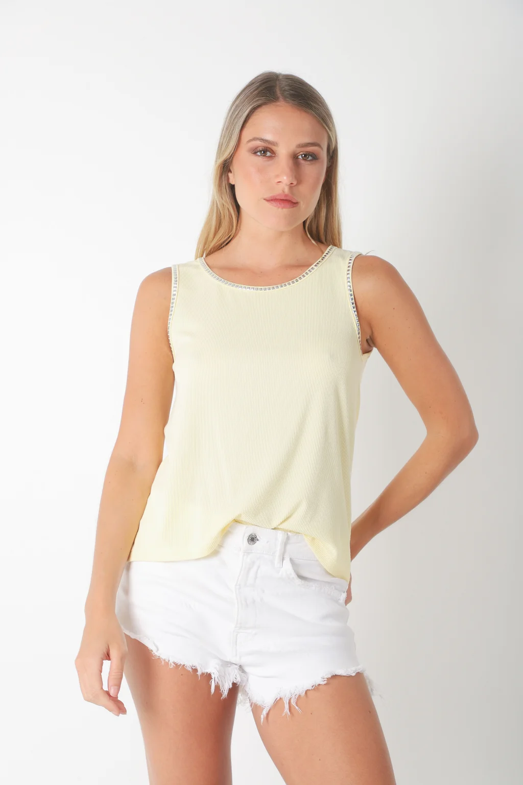Musculosa  MORA  MORLEY C/ Tachas Cuadradas