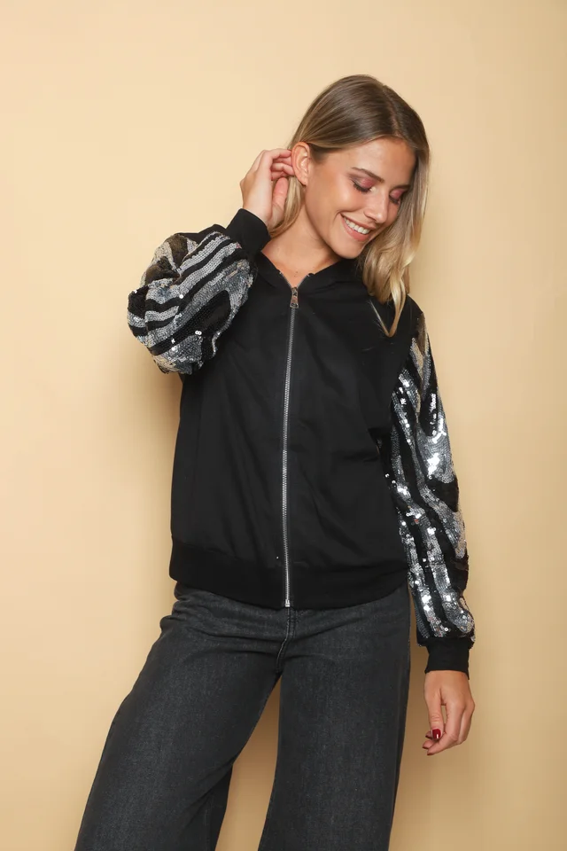 Campera Lizzie de Algodon con Manga Lentejuelas y Capucha GUK4023